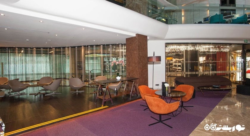 لابی هتل دبل تری بای هیلتون